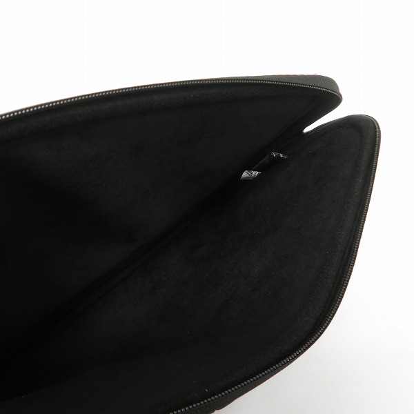 実際に弊社で買取させて頂いた【未使用】MARC BY MARC JACOBS/マークバイマークジェイコブス クラッチバッグ/タブレットケース M0001929/M6PE023 2点セットの画像 6枚目