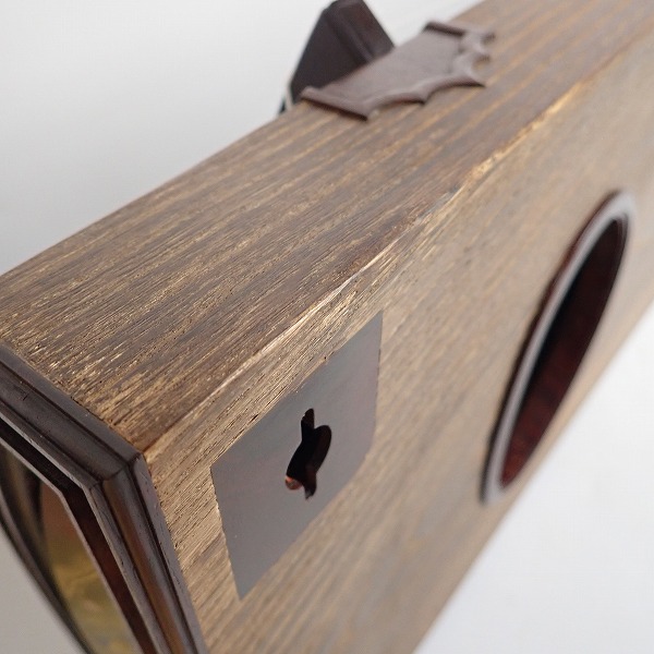 実際に弊社で買取させて頂いた★福山琴/箏 13弦  玉縁包み柏葉 蒔絵 くり甲 綾杉彫り 琴柱付き 和楽器の画像 7枚目