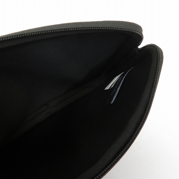 実際に弊社で買取させて頂いた【未使用】MARC BY MARC JACOBS/マークバイマークジェイコブス ミニクラッチ/ポーチ M0002302/M0003463/2点セットの画像 6枚目