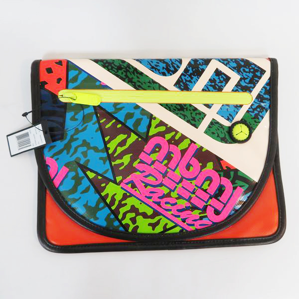 実際に弊社で買取させて頂いた【未使用】MARC BY MARC JACOBS/マークバイマークジェイコブス クラッチバッグ/タブレットケース M0001929/M0004631 2点セットの画像 2枚目