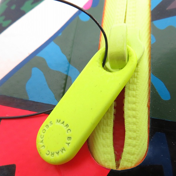 実際に弊社で買取させて頂いた【未使用】MARC BY MARC JACOBS/マークバイマークジェイコブス クラッチバッグ/タブレットケース M0001929/M0004631 2点セットの画像 6枚目