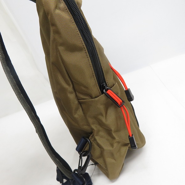 実際に弊社で買取させて頂いたMARC BY MARC JACOBS/マークバイマークジェイコブス ボディバッグ M0006948の画像 2枚目