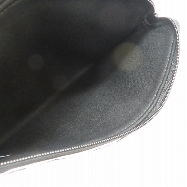 実際に弊社で買取させて頂いた【未使用】MARC BY MARC JACOBS/マークバイマークジェイコブス ミニクラッチ/ポーチ M0001929/M6134043 2点セットの画像 6枚目