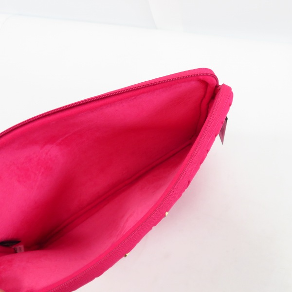 実際に弊社で買取させて頂いた【未使用】MARC BY MARC JACOBS/マークバイマークジェイコブス PC/タブレットケース M6131024 2点セットの画像 3枚目