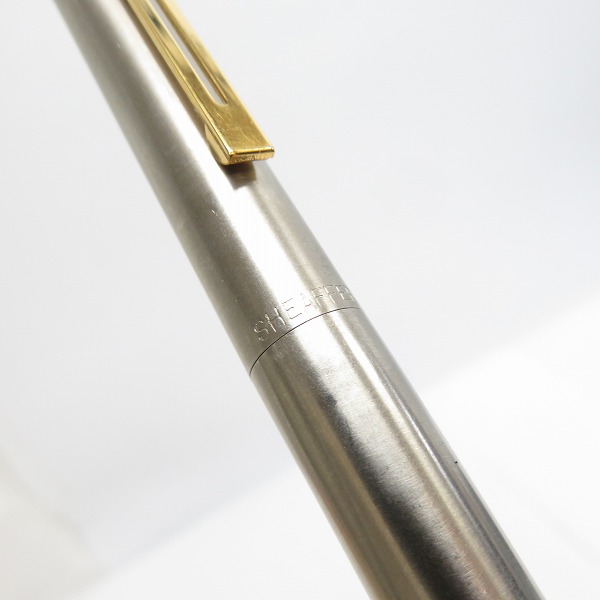 実際に弊社で買取させて頂いたSHEAFFER/シェーファー シルバー×ゴールド ペン先 14K/585 万年筆/筆記用具 の画像 5枚目
