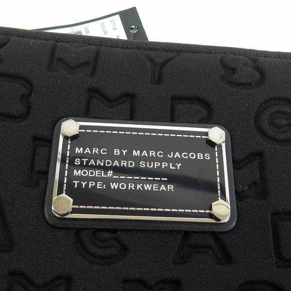 実際に弊社で買取させて頂いた【未使用】MARC BY MARC JACOBS/マークバイマークジェイコブス PC タブレットケース 縦型 ブラック M6PE024の画像 3枚目