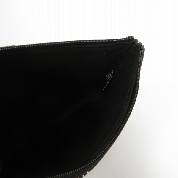 実際に弊社で買取させて頂いた【未使用】MARC BY MARC JACOBS/マークバイマークジェイコブス ミニクラッチ/ポーチ M0001929/M0005194 2点セットの画像 3枚目