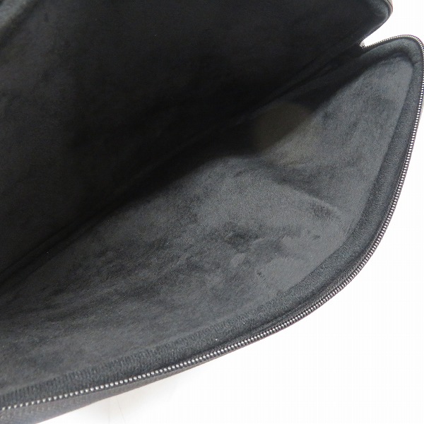 実際に弊社で買取させて頂いた【未使用】MARC BY MARC JACOBS/マークバイマークジェイコブス クラッチバッグ/タブレットケース M0001929/M6PE023 2点セットの画像 6枚目