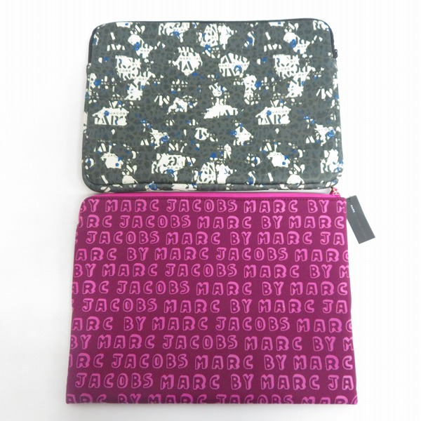 実際に弊社で買取させて頂いた【未使用】MARC BY MARC JACOBS/マークバイマークジェイコブス クラッチバッグ/タブレットケース M0001053A/M0002300 2点セットの画像 1枚目