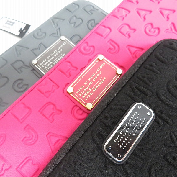 実際に弊社で買取させて頂いた【未使用】MARC BY MARC JACOBS/マークバイマークジェイコブス クラッチバッグ M0003463/M6PE024/M6131024 3点セットの画像 4枚目