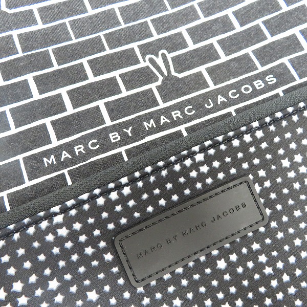 実際に弊社で買取させて頂いた【未使用】MARC BY MARC JACOBS/マークバイマークジェイコブス ミニクラッチ/ポーチ M0001929/M6134043 2点セットの画像 3枚目