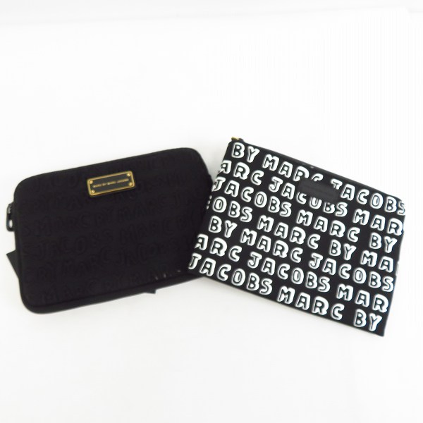 実際に弊社で買取させて頂いた【未使用】MARC BY MARC JACOBS/マークバイマークジェイコブス ミニクラッチ/ポーチ M0002302/M0003463 2点セット