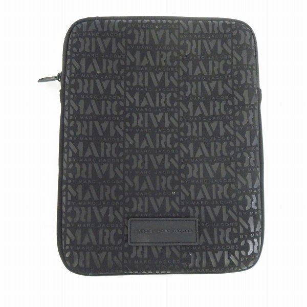 実際に弊社で買取させて頂いた【未使用】MARC BY MARC JACOBS/マークバイマークジェイコブス ミニクラッチ/ポーチ M0001929/M0003215 2点セットの画像 2枚目