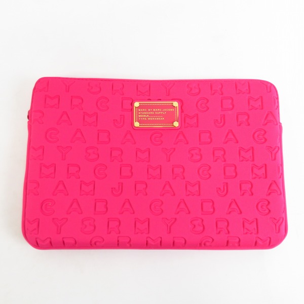 実際に弊社で買取させて頂いた【未使用】MARC BY MARC JACOBS/マークバイマークジェイコブス クラッチバッグ/タブレットケース M0001929/M6131024 2点セットの画像 2枚目