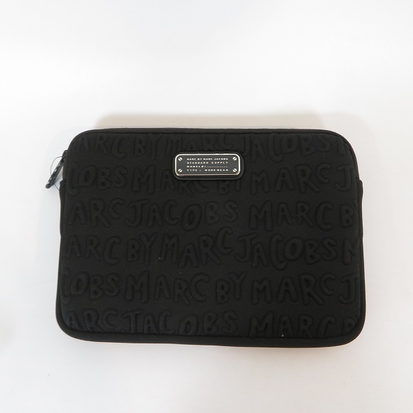実際に弊社で買取させて頂いた【未使用】MARC BY MARC JACOBS/マークバイマークジェイコブス クラッチバッグ/タブレットケース M0003463/M0001929 2点セットの画像 1枚目
