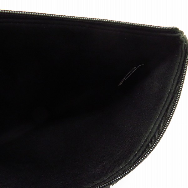 実際に弊社で買取させて頂いた【未使用】MARC BY MARC JACOBS/マークバイマークジェイコブス ミニクラッチ/ポーチ M0001929/M0003215 2点セットの画像 3枚目