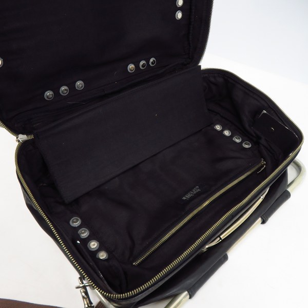 実際に弊社で買取させて頂いたJean Paul GAULTIER/ジャンポールゴルチエ パイプフレーム レザー 2way ショルダーバッグの画像 3枚目