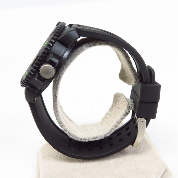 実際に弊社で買取させて頂いたLUMINOX/ルミノックス NAVY SEALS/ネイビーシールズ　グリーン×ブラック 腕時計 3050/3950の画像 1枚目