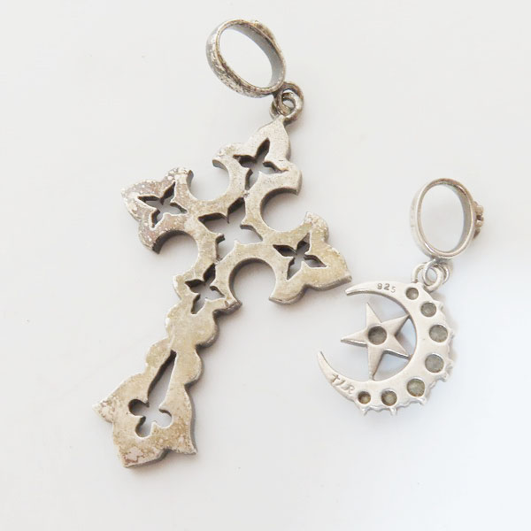 実際に弊社で買取させて頂いたLoree Rodkin/ローリーロドキン クロス ムーン チェーン ペンダント 3点セットの画像 2枚目