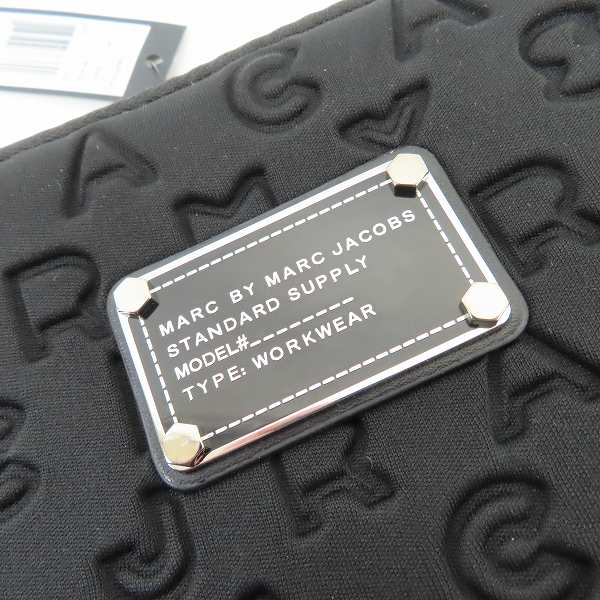 実際に弊社で買取させて頂いた【未使用】MARC BY MARC JACOBS/マークバイマークジェイコブス PC タブレットケース 縦型 ブラック M6PE024の画像 5枚目