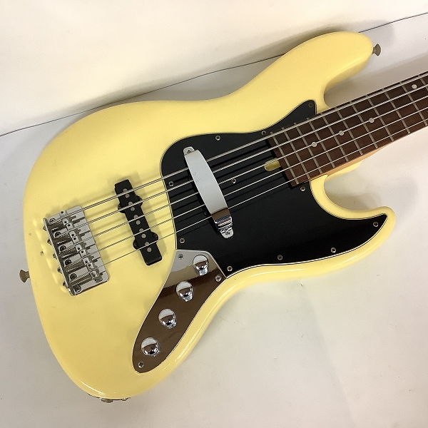 実際に弊社で買取させて頂いた★Bacchus/バッカス UNIVERSE SERIES 5弦 アクティブ エレキベースの画像 4枚目