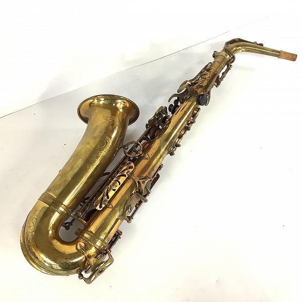 実際に弊社で買取させて頂いた★H. Selmer/セルマー MARK VI/マーク6/M-6 アルトサックス 9万番台 ビンテージ ハードケース付きの画像 1枚目