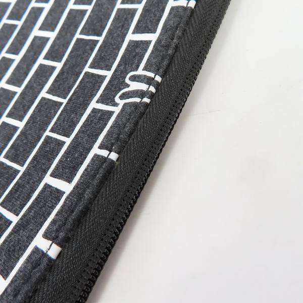 実際に弊社で買取させて頂いた【未使用】MARC BY MARC JACOBS/マークバイマークジェイコブス クラッチバッグ/タブレットケース M0001929/M6PE023 2点セットの画像 7枚目