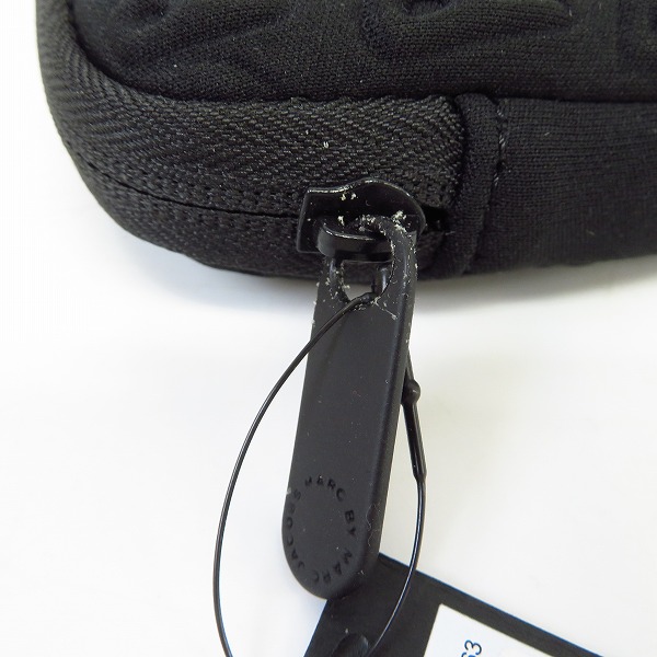 実際に弊社で買取させて頂いた【未使用】MARC BY MARC JACOBS/マークバイマークジェイコブス ミニクラッチ/ポーチ M0002302/M0003463/2点セットの画像 7枚目