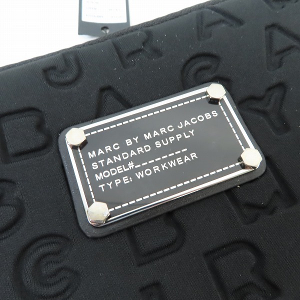 実際に弊社で買取させて頂いた【未使用】MARC BY MARC JACOBS/マークバイマークジェイコブス PC タブレットケース 縦型 ブラック M6PE024の画像 3枚目