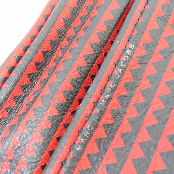 実際に弊社で買取させて頂いたMARC BY MARC JACOBS/マークバイマークジェイコブス ポーチ/ハンドバッグ M0003962 2点セットの画像 6枚目