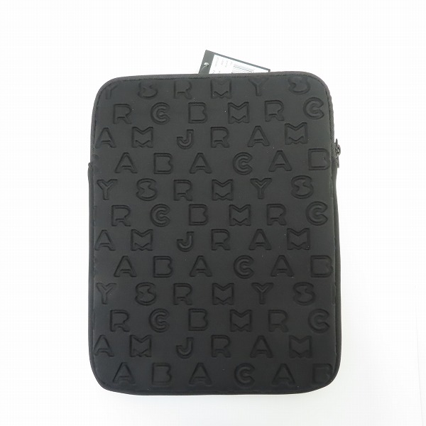 実際に弊社で買取させて頂いた【未使用】MARC BY MARC JACOBS/マークバイマークジェイコブス PC タブレットケース 縦型 ブラック M6PE024の画像 1枚目