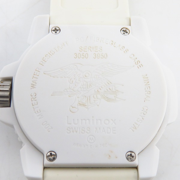 実際に弊社で買取させて頂いたLUMINOX/ルミノックス NAVY SEALS/ネイビーシールズ 腕時計 ホワイト 3050/3950【動作未確認】の画像 3枚目