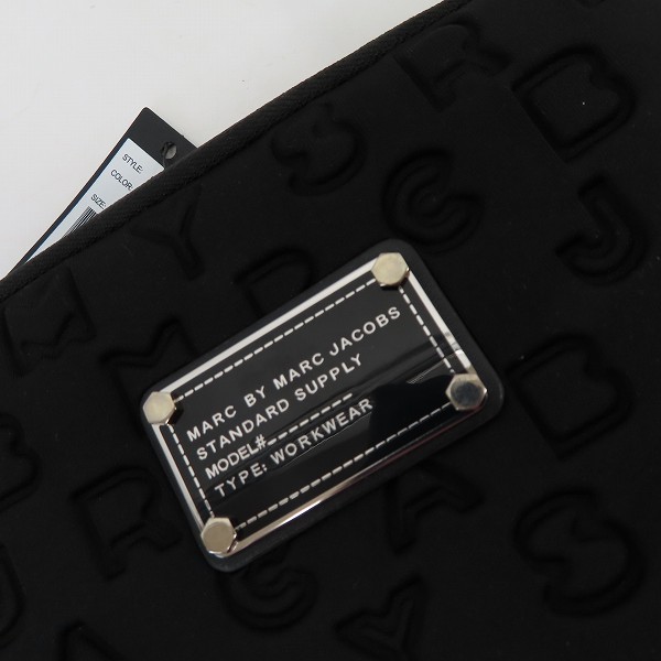 実際に弊社で買取させて頂いた【未使用】MARC BY MARC JACOBS/マークバイマークジェイコブス PC タブレットケース 縦型 ブラック M6PE024の画像 5枚目