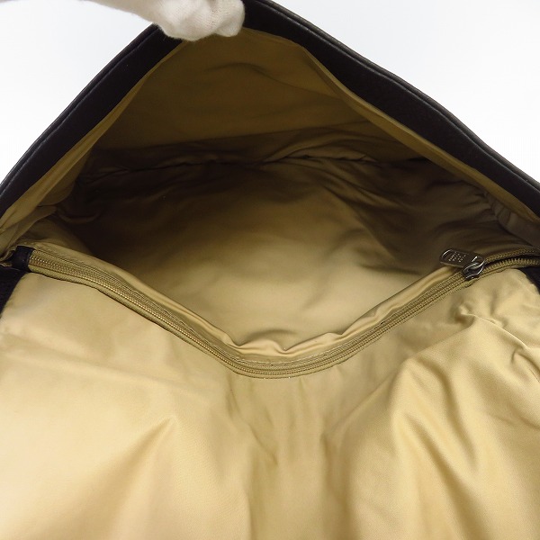 実際に弊社で買取させて頂いたMARC BY MARC JACOBS/マークバイマークジェイコブス 2WAY レザー ショルダーバッグ M4PE1002の画像 4枚目