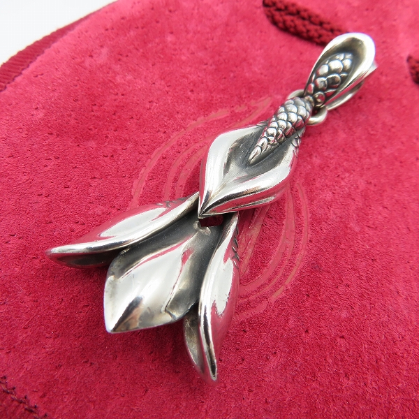 実際に弊社で買取させて頂いたBloodyMary/ブラッディマリー マーメイド フィン ペンダント ダブル