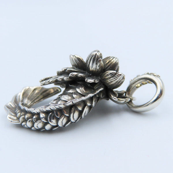 実際に弊社で買取させて頂いた【ギャラ付】BloodyMary/ブラッディマリー ロータス ヘッド ペンダント 蓮魚 ｗ/ホワイトトパーズの画像 2枚目