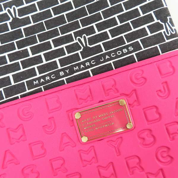 実際に弊社で買取させて頂いた【未使用】MARC BY MARC JACOBS/マークバイマークジェイコブス クラッチバッグ/タブレットケース M0001929/M6131024 2点セットの画像 5枚目