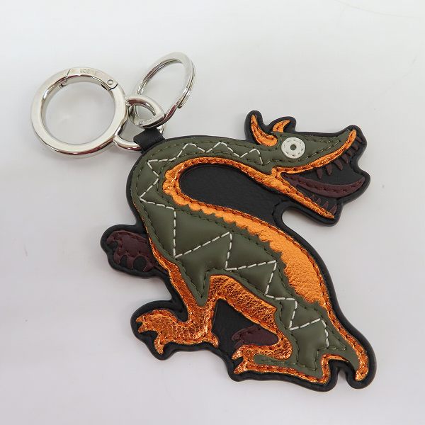 実際に弊社で買取させて頂いたLOEWE/ロエベ ドラゴンチャーム/キーリングの画像 1枚目