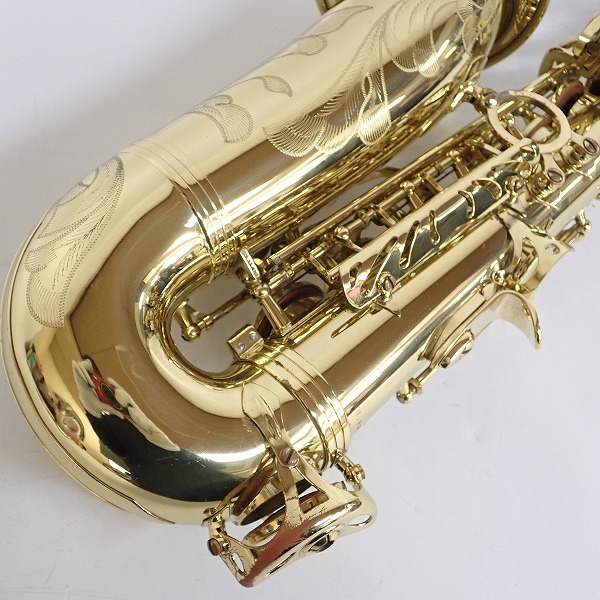 実際に弊社で買取させて頂いた★SELMER/セルマー アルトサックス SERIES Ⅲ/シリーズ 3 彫刻有り 63万台 ハードケース付 の画像 4枚目