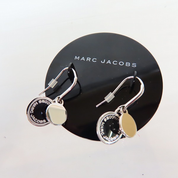 実際に弊社で買取させて頂いたMARC JACOBS/マークジェイコブス ロゴ ディスク エナメルピアス