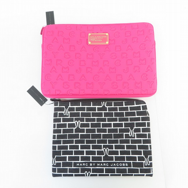実際に弊社で買取させて頂いた【未使用】MARC BY MARC JACOBS/マークバイマークジェイコブス クラッチバッグ/タブレットケース 2点セット