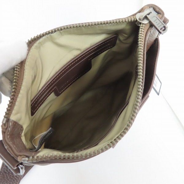 実際に弊社で買取させて頂いたMARC BY MARC JACOBS/マークバイマークジェイコブス レザー ショルダーバッグ M0003177の画像 4枚目