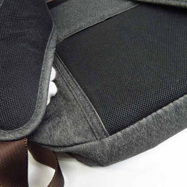 実際に弊社で買取させて頂いたVICTORINOX/ビクトリノックス アーキテクチャー アーバン ラート 28L ビジネスリュックの画像 7枚目