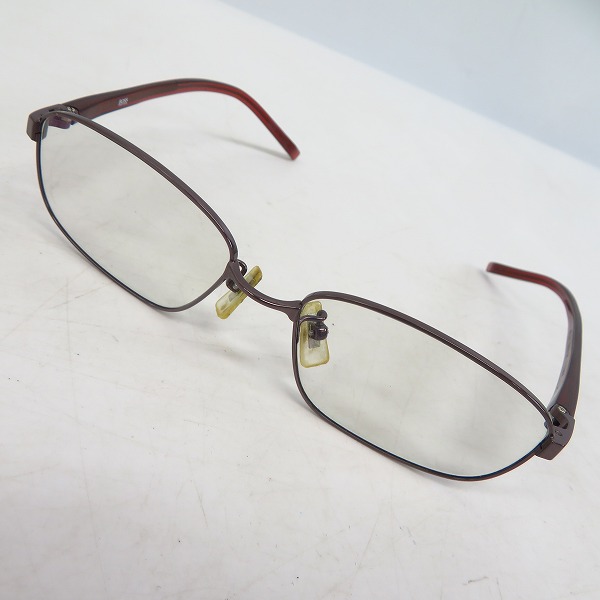 実際に弊社で買取させて頂いたHUGO BOSS/ヒューゴボス メガネフレーム/アイウェア レンズ度入り HB11204