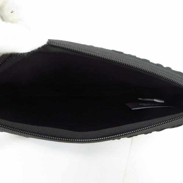 実際に弊社で買取させて頂いた【未使用】MARC BY MARC JACOBS/マークバイマークジェイコブス ミニクラッチ/ポーチ M0002302/M0003463/2点セットの画像 5枚目