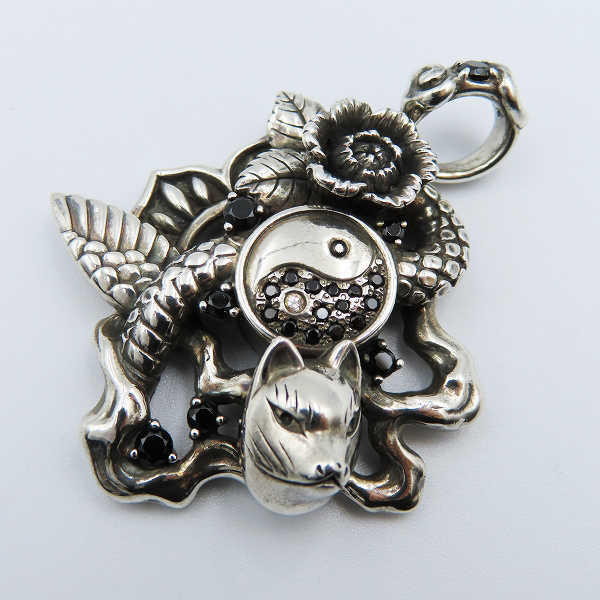 実際に弊社で買取させて頂いたBloodyMary/ブラッディマリー KAI ペンダント 太極図