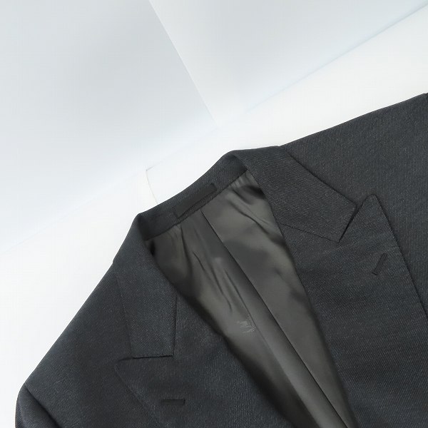 実際に弊社で買取させて頂いたBURBERRY LONDON/バーバリーロンドン スーツ ダブル ウール グレー系 無地 2P AB8の画像 5枚目