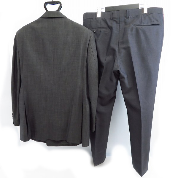 実際に弊社で買取させて頂いたBURBERRYS/バーバリーズ ウール ジャケット/パンツ グレー Size：AB7/BB7 2点セットの画像 1枚目