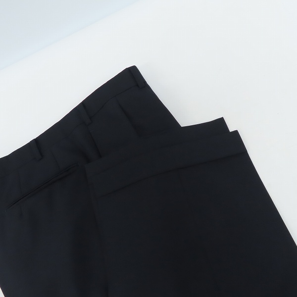 実際に弊社で買取させて頂いたBURBERRYS/バーバリーズ スーツ ダブル ウール ネイビー系 無地 2P AB7/91の画像 9枚目