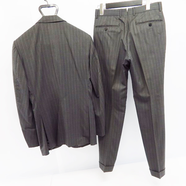 実際に弊社で買取させて頂いたTOMORROWLAND×Ermenegildo Zegna/トゥモローランド×エルメネジルドゼニア ストライプ柄 セットアップ size：44の画像 1枚目